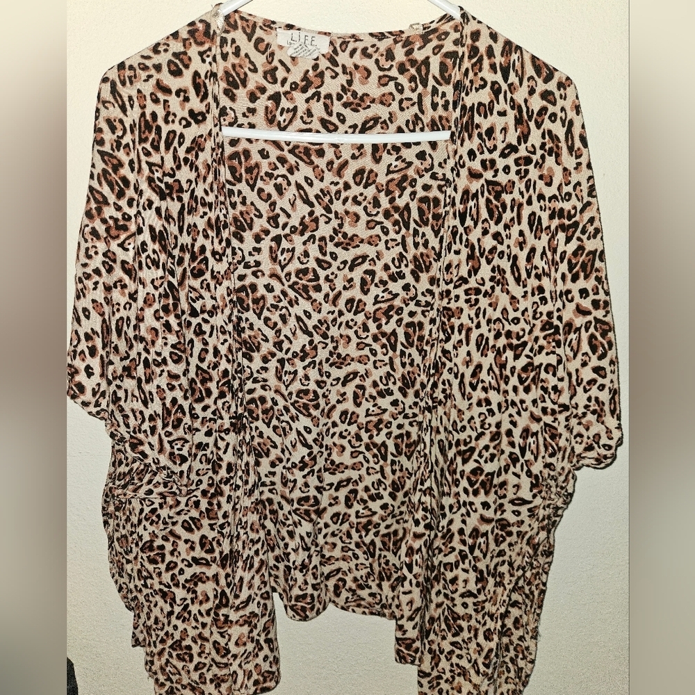 L.I.F.E. Love Is For Eternity Womans Sheer Cheetah Print Short Sleeve Size Xl